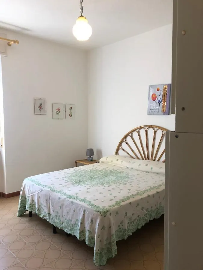 Apartment Appartamento Nel Centro Di Santa Teresa Gallura Italy